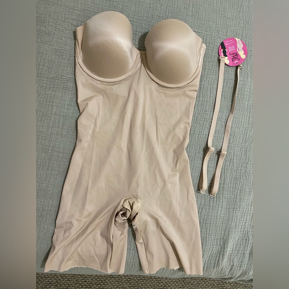 Spanx - “Suit your fancy strapless cupped mid thigh bodysuit”